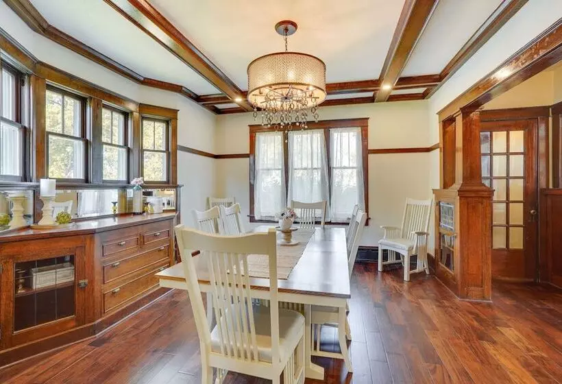 Sioux Center Home Near Dordt University