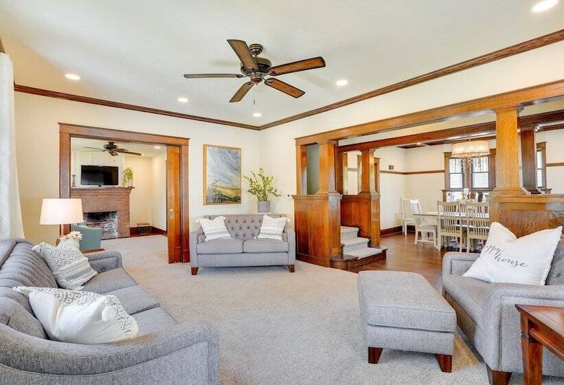 Sioux Center Home Near Dordt University