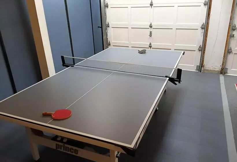 Pet & Family Friendly Bonney Lake Home: Game Room