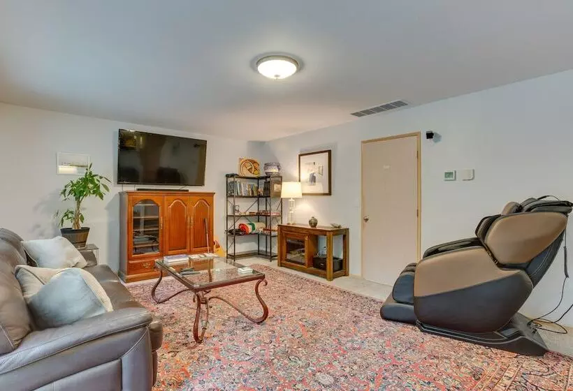 Pet & Family Friendly Bonney Lake Home: Game Room