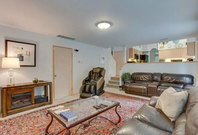 Pet & Family Friendly Bonney Lake Home: Game Room