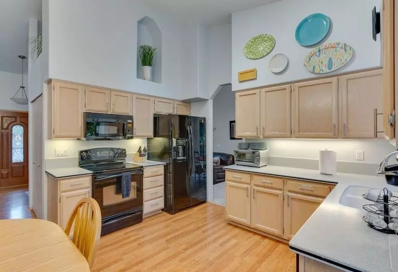 Pet & Family Friendly Bonney Lake Home: Game Room