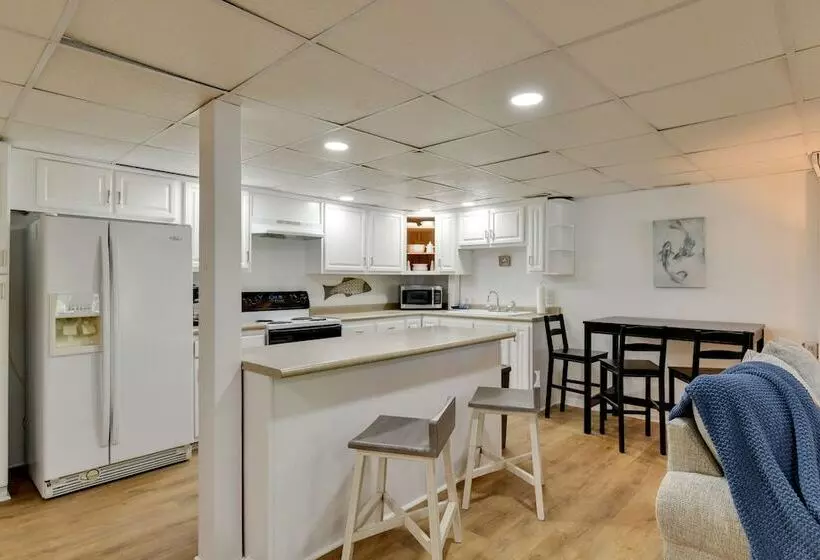 Spacious Lake Norman Retreat W/ Boat Ramp!