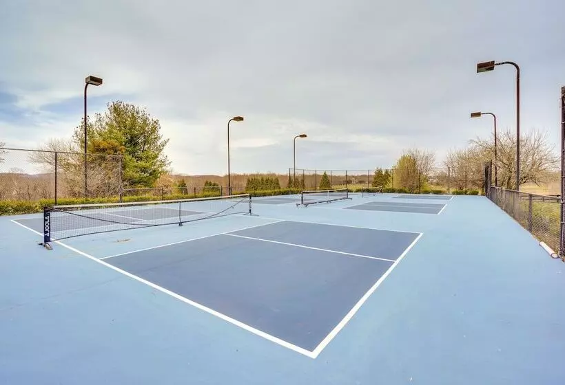 Spacious Virginia Retreat W/ Deck & Scenic Views!