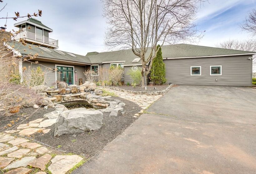 Spacious Virginia Retreat W/ Deck & Scenic Views!