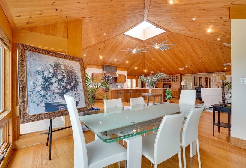 Spacious Virginia Retreat W/ Deck & Scenic Views!