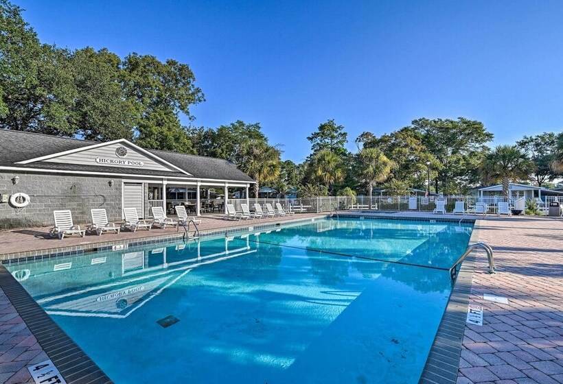 Surfside Beach Home W/ Community Perks Near Ocean!