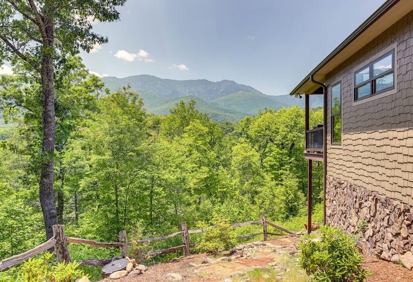 Unique Burnsville Home W/ Mountain Views + Deck!