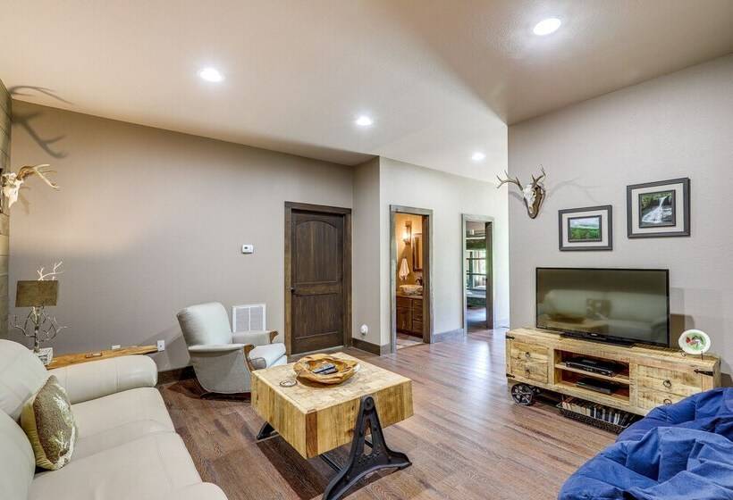 Unique Burnsville Home W/ Mountain Views + Deck!