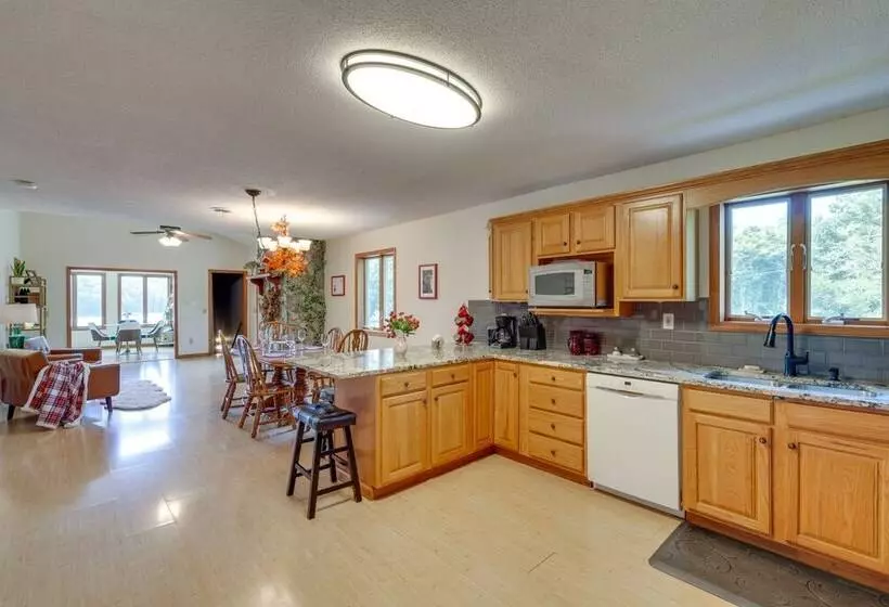 Waterfront Bristol Area Retreat W/ Boat Dock