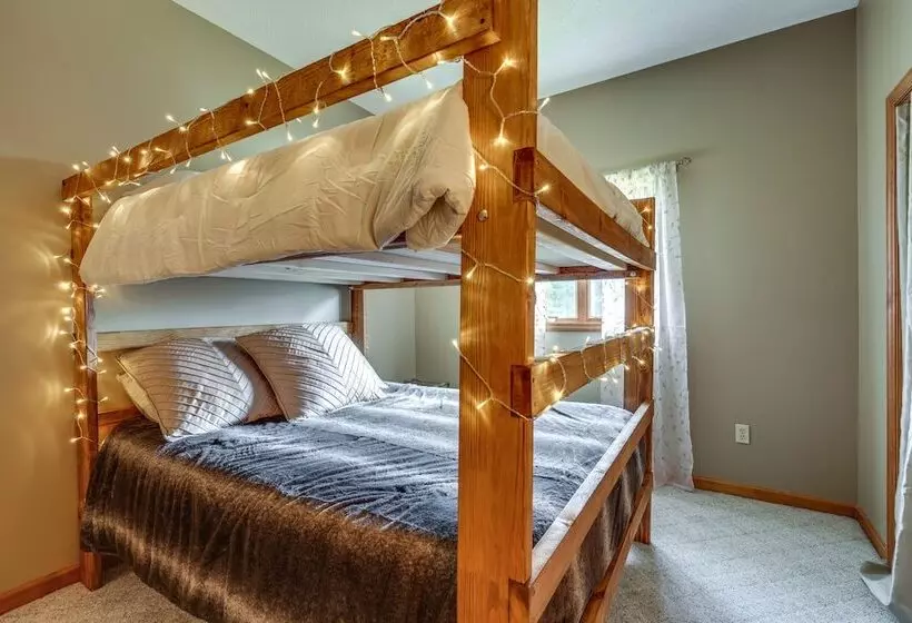 Waterfront Bristol Area Retreat W/ Boat Dock