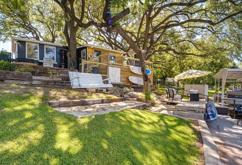 Waterfront Lake Lbj Cabin W/ Private Dock!