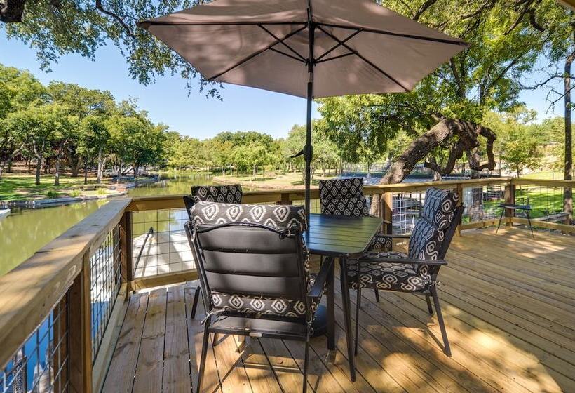 Waterfront Lake Lbj Cabin W/ Private Dock!