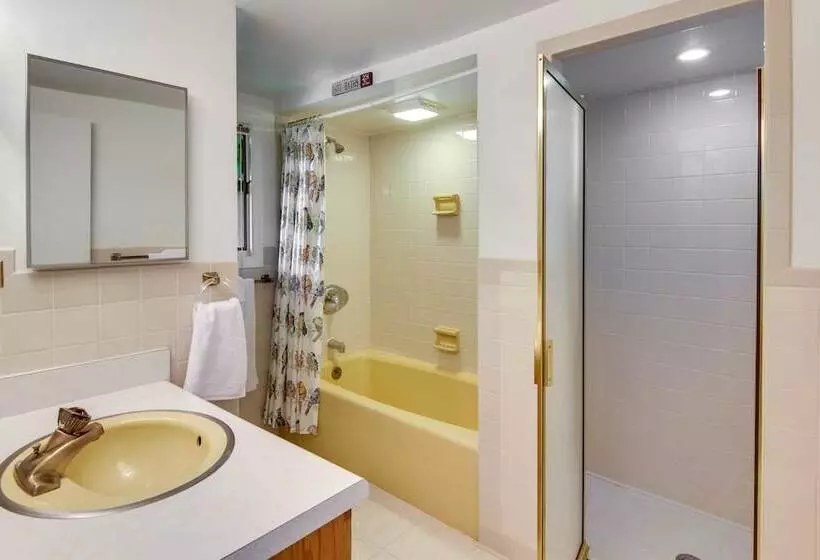 Waterfront Home W/ Dock Access On Lake Lure!