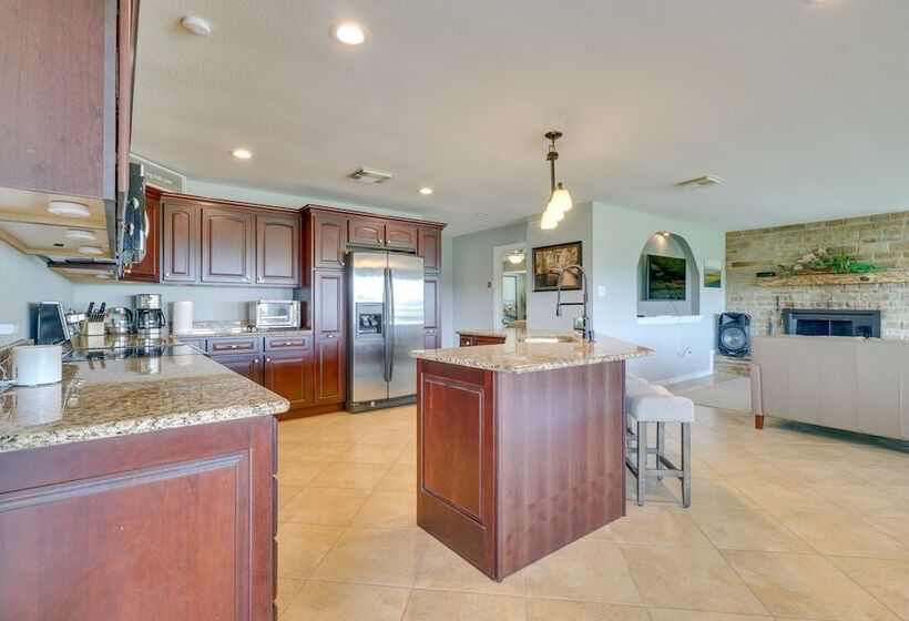 Waterfront Spicewood Home: Deck, Fire Pit & Grill