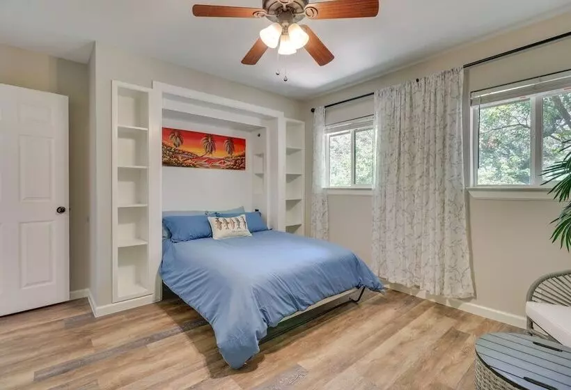 Waterfront Spicewood Home: Deck, Fire Pit & Grill