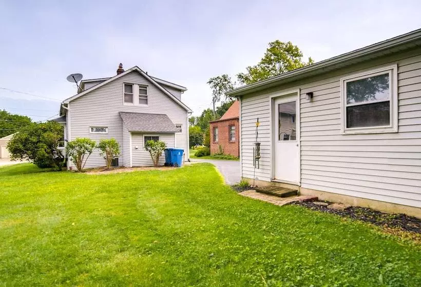 Welcoming Willoughby Home: 1 Mi To Historic Dtwn