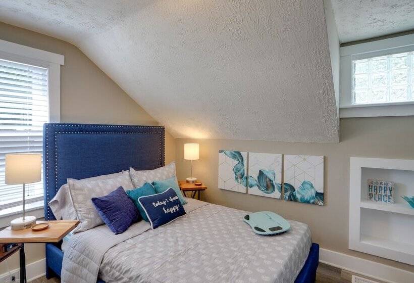 Welcoming Willoughby Home: 1 Mi To Historic Dtwn