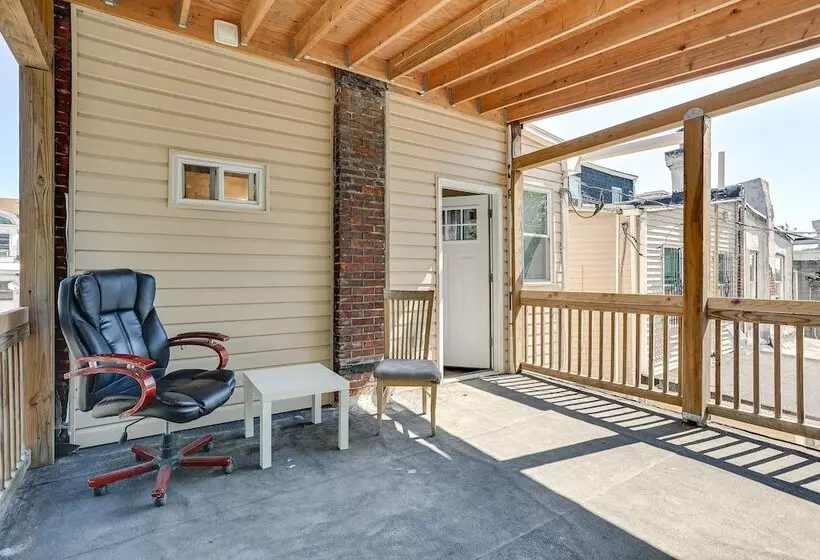 Wilmington Home ~ 28 Mi To Downtown Philadelphia!