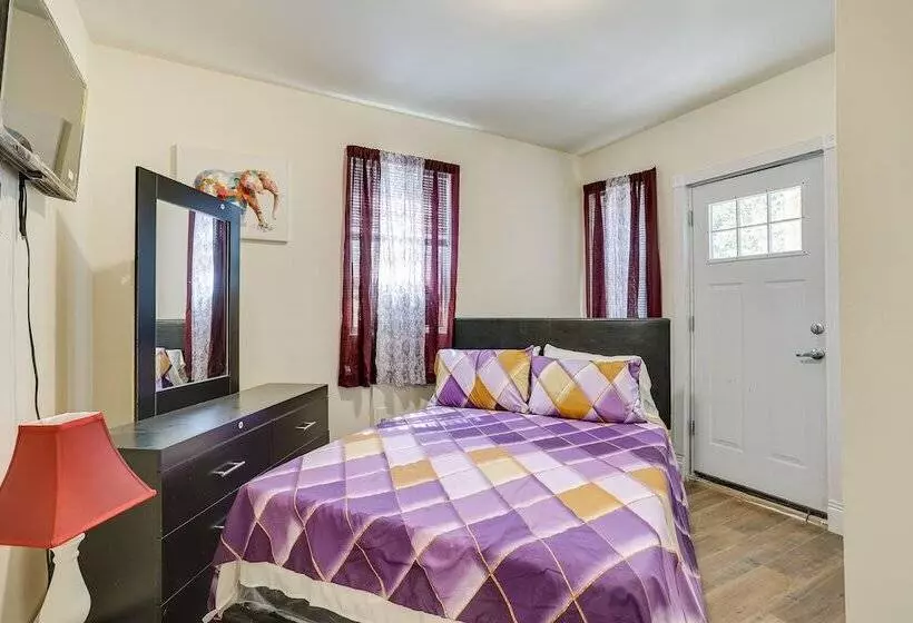 Wilmington Home ~ 28 Mi To Downtown Philadelphia!