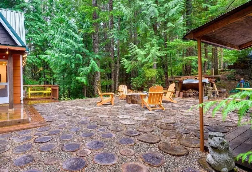 Adorable A Frame Cabin, Steps To Lake Cushman!