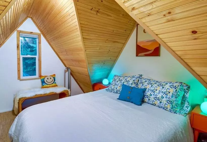 Adorable A Frame Cabin, Steps To Lake Cushman!