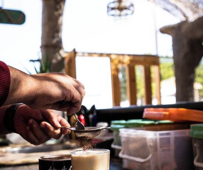 تختخواب و صبحانه Eldorado Lodge & Restaurant