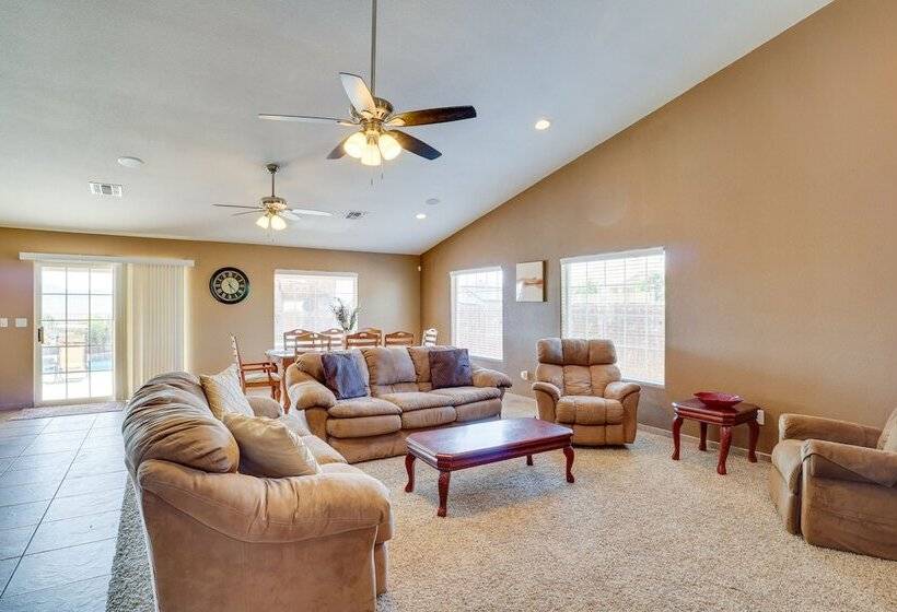 Bullhead City Vacation Rental: Private Pool & Spa!