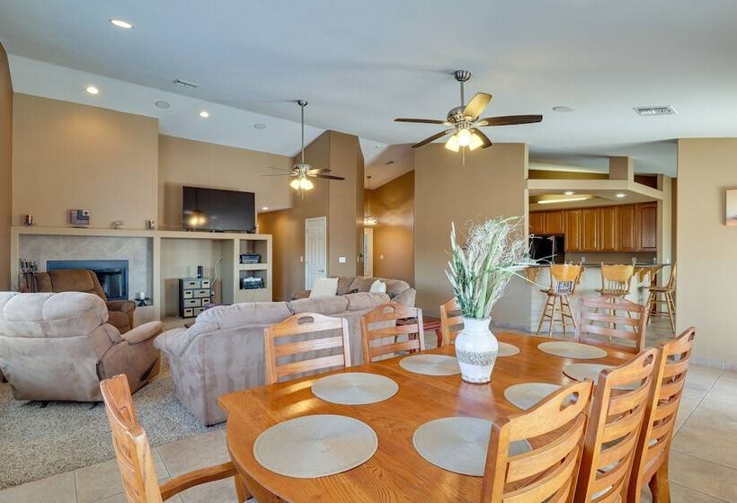 Bullhead City Vacation Rental: Private Pool & Spa!