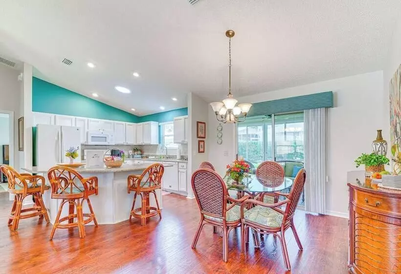 Charming Villages Home W/ Lanai & Golf Cart!