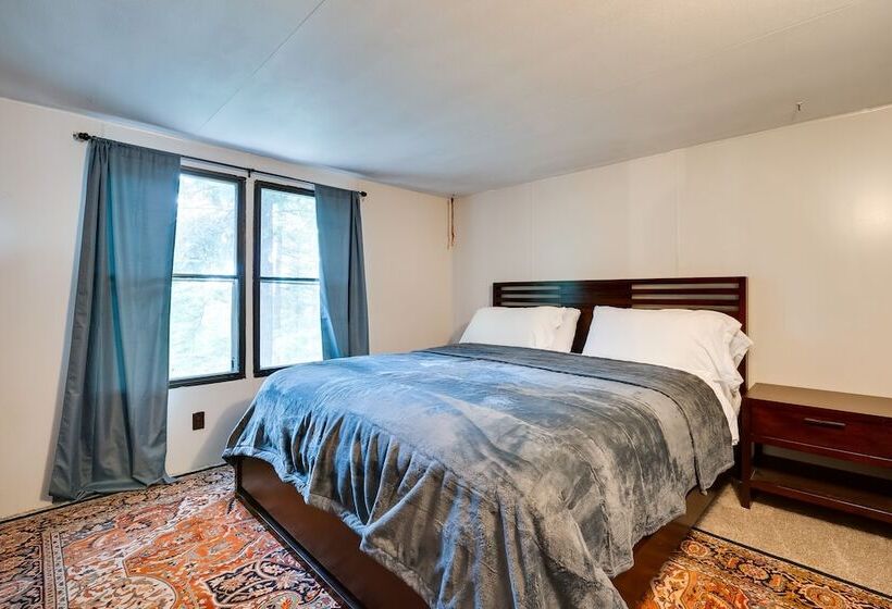 Cle Elum Cabin: Spacious Yard W/ Atv Trail Access!