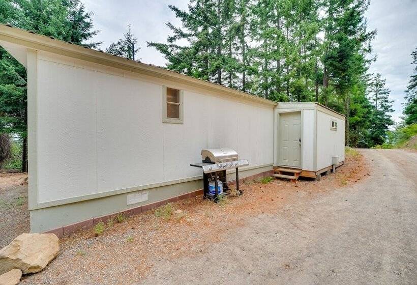 Cle Elum Cabin: Spacious Yard W/ Atv Trail Access!