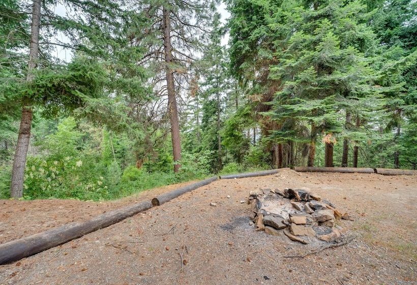 Cle Elum Cabin: Spacious Yard W/ Atv Trail Access!