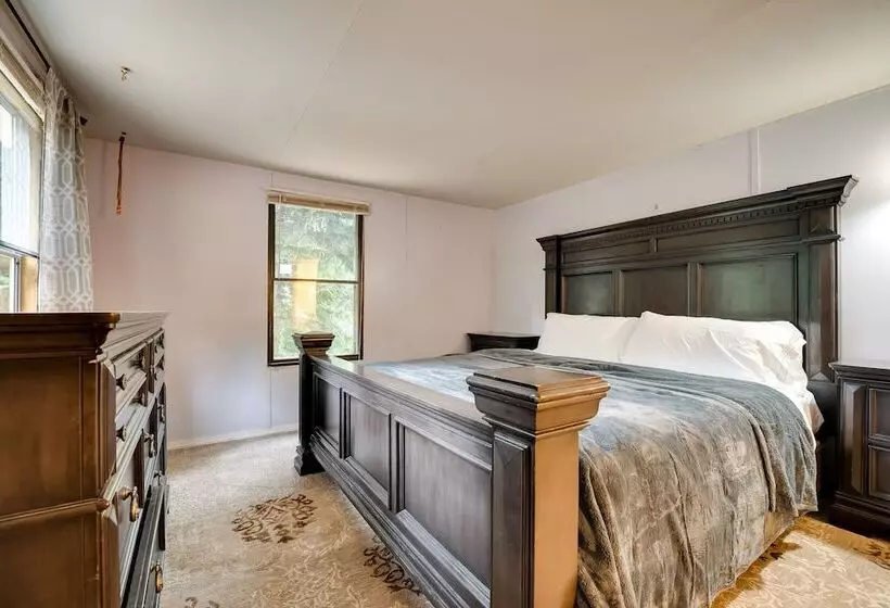 Cle Elum Cabin: Spacious Yard W/ Atv Trail Access!