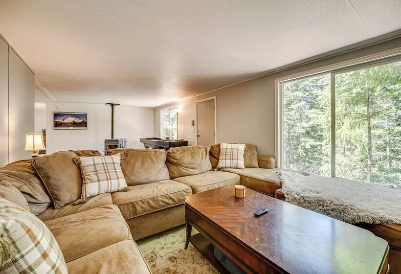 Cle Elum Cabin: Spacious Yard W/ Atv Trail Access!