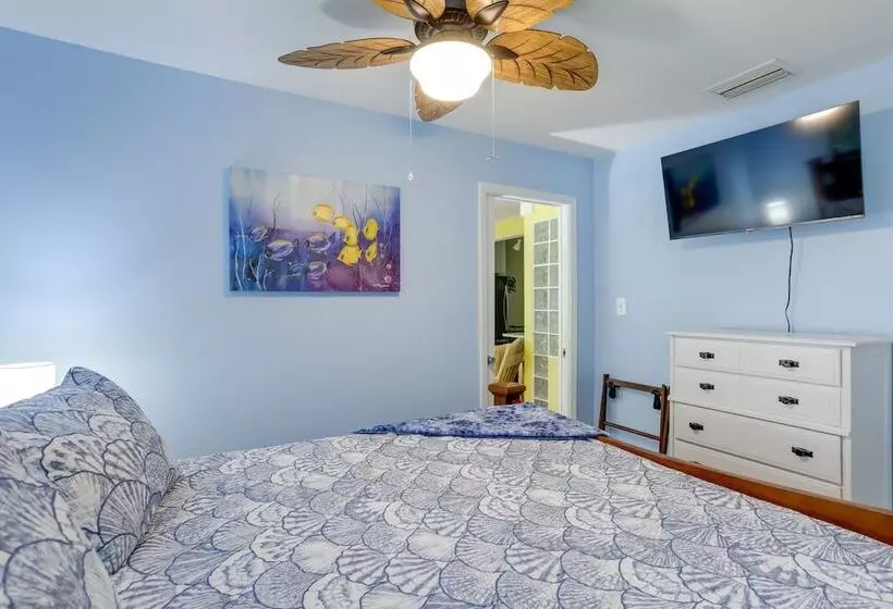Colorful Gulfport Home: Walk To The Art District!