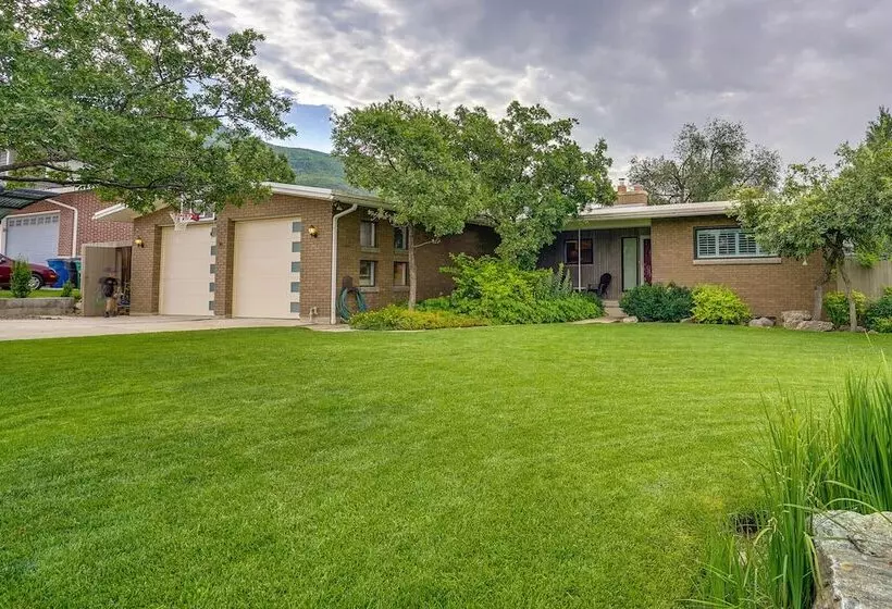 Cozy Kaysville Home 6 Mi To Lagoon Amusement Park!