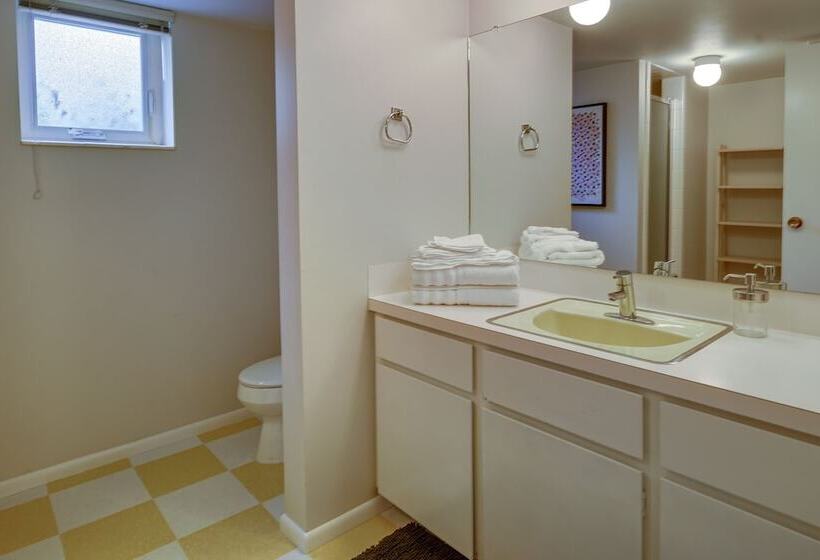 Cozy Kaysville Home 6 Mi To Lagoon Amusement Park!