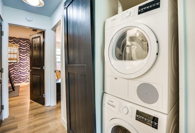 Crystal River Retreat W/ Private Dock & Kayaks!