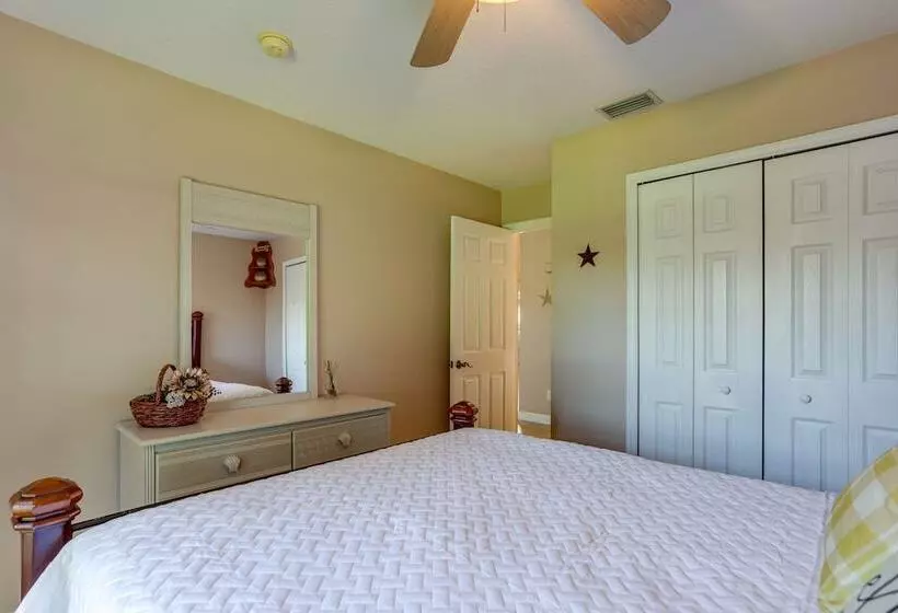 Family Friendly Port St. Lucie Home W/ Pool!
