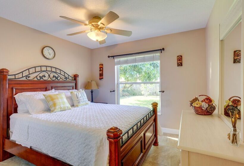 Family Friendly Port St. Lucie Home W/ Pool!