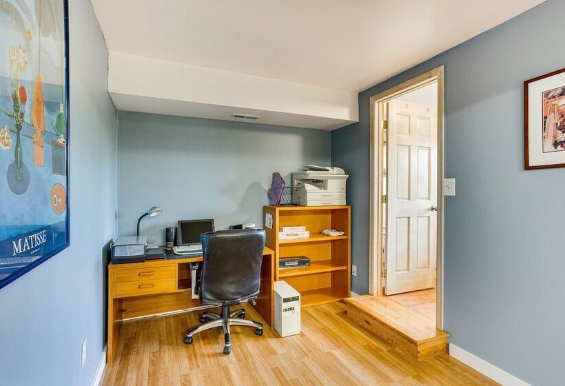 Federal Way Vacation Rental: Bay & Mountain Views!