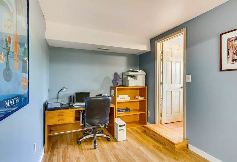 Federal Way Vacation Rental: Bay & Mountain Views!