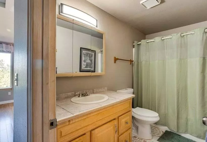Federal Way Vacation Rental: Bay & Mountain Views!