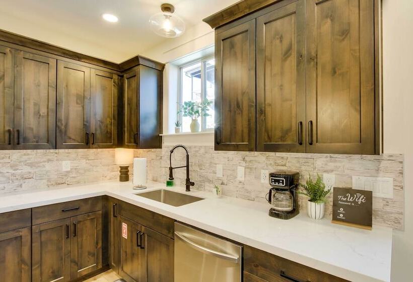 Garden City Vacation Rental: Walk To Bear Lake