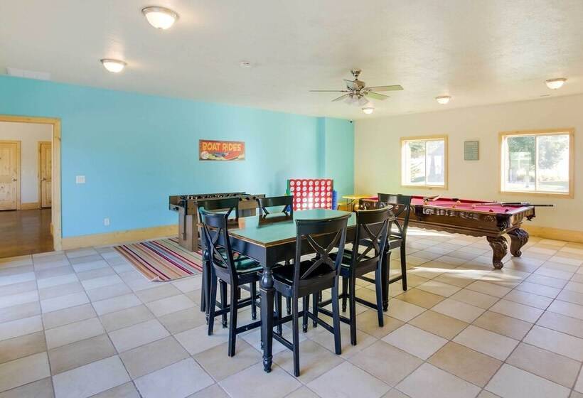 Garden City Vacation Rental: Walk To Bear Lake