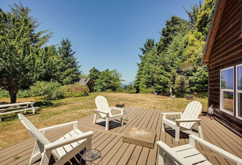 Gold Beach Vacation Rental: Close To Beaches!