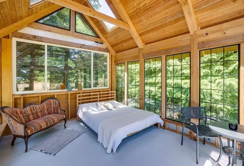 Gold Beach Vacation Rental: Close To Beaches!