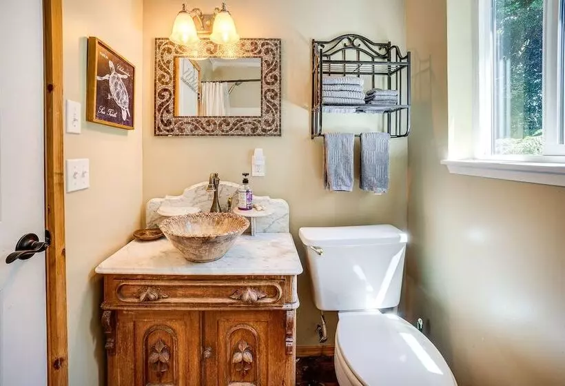 Gold Beach Vacation Rental: Close To Beaches!