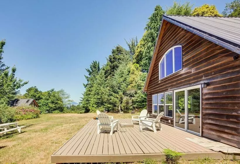 Gold Beach Vacation Rental: Close To Beaches!